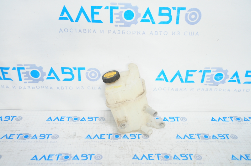 Lexus CT200h 11-17 inverter coolant reservoir with lid