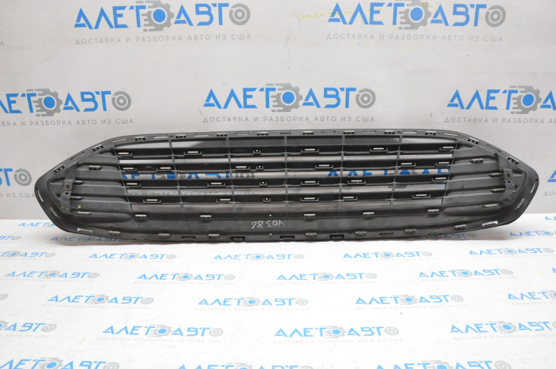 Radiator grill assembly with frame Ford Fusion mk5 13-16 broken fasteners, pokes on chrome