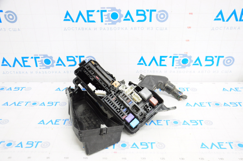 Toyota Camry V55 15-17 2.5 usa underhood fuse box assembly