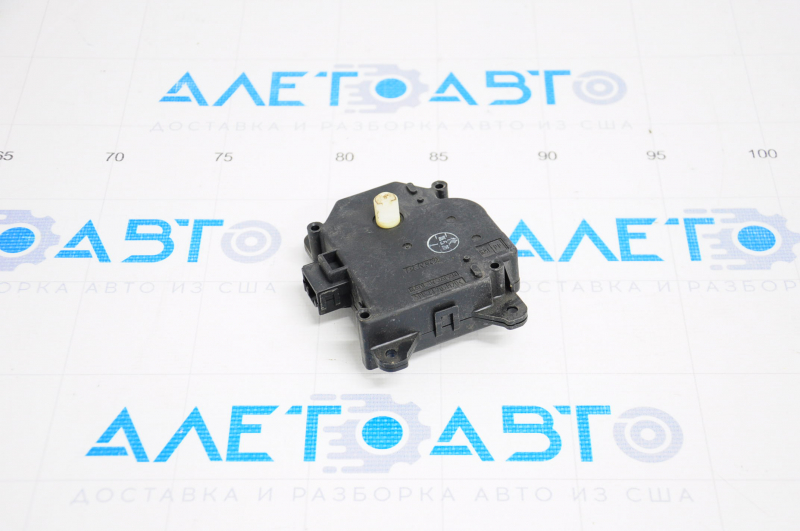 Actuator motor, heater air conditioner drive, upper left Lexus GS300 GS350 GS430 GS450h 06-11