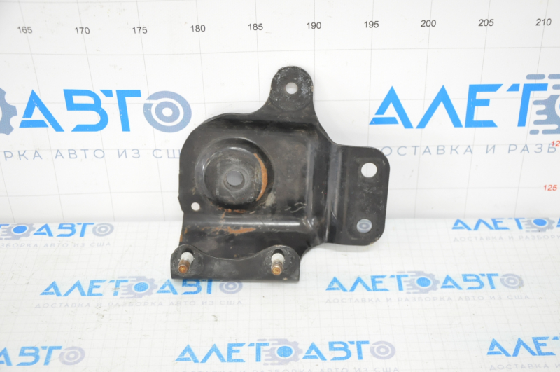 Bracket of the central engine mount Jeep Cherokee KL 14-18 2.4, 3.2