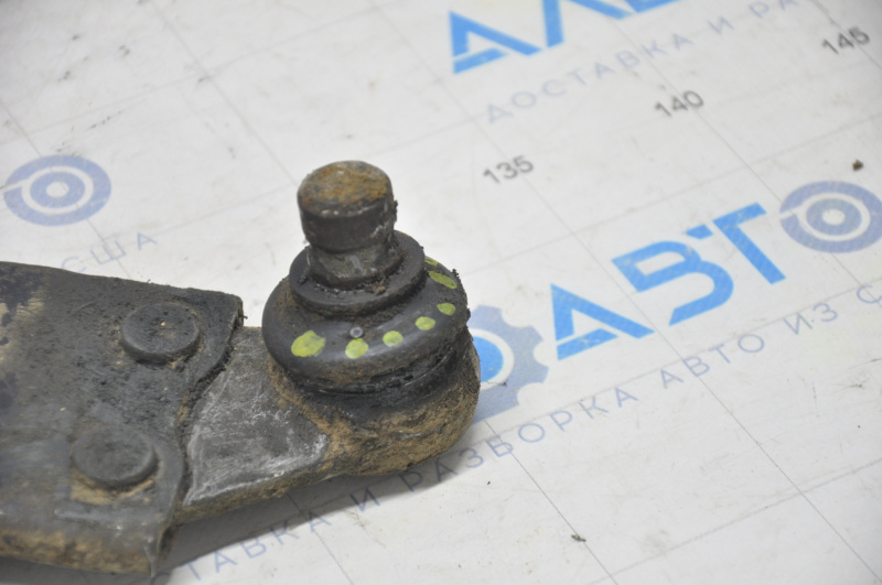 Lower front right arm Ford Escape MK3 13-19 torn silent block and ball joint boot
