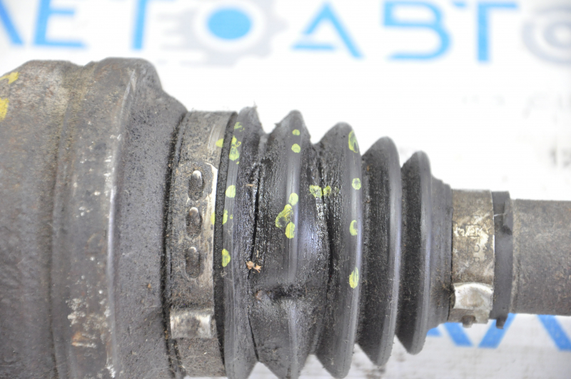 Drive axle shaft rear right Lexus GS350 GS430 GS450h 06-11 outer boot torn