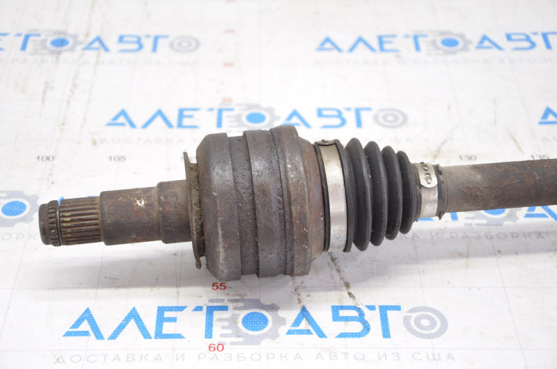 Drive axle shaft rear right Lexus GS350 GS430 GS450h 06-11 outer boot torn