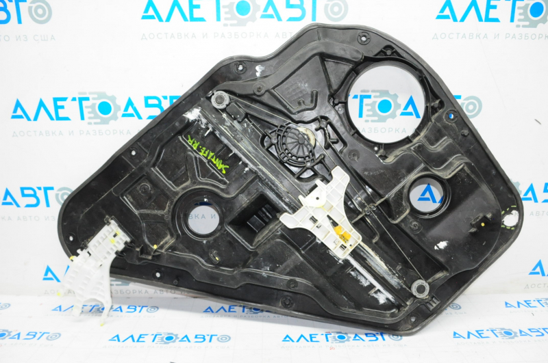 Window lifter with motor rear right Hyundai Santa FE Sport 13-18 broken