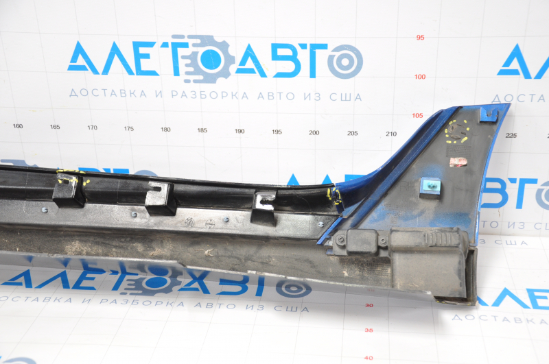 Right threshold Chevrolet Volt 16 - black with blue, broken fasteners, fracture, dented, no lower fasteners, scratches