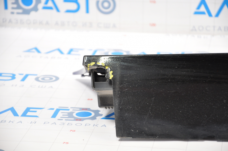 Right threshold Chevrolet Volt 16 - black with blue, broken fasteners, fracture, dented, no lower fasteners, scratches