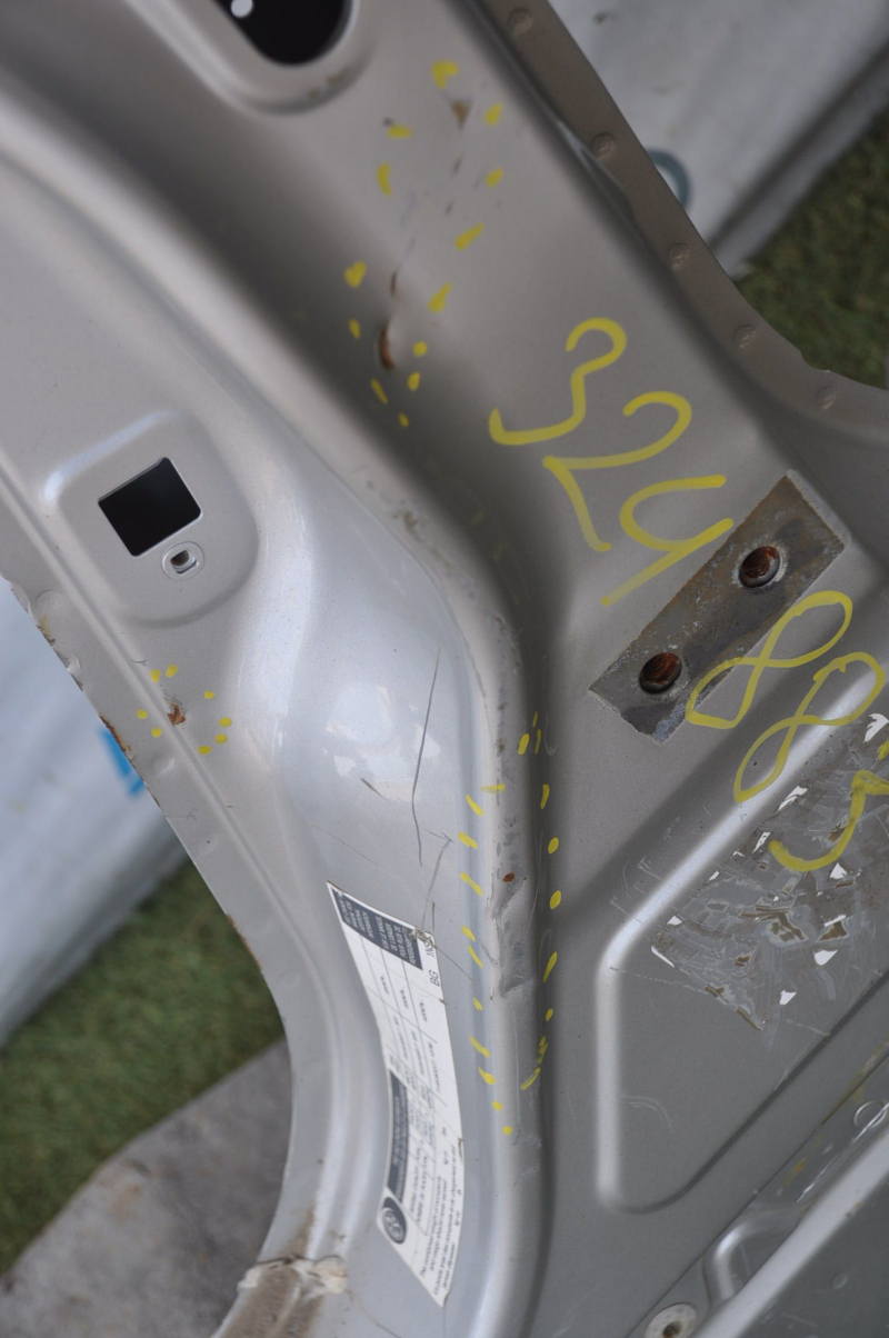Body pillar central left Infiniti G25 G35 G37 4d 06-15 sawed off dented