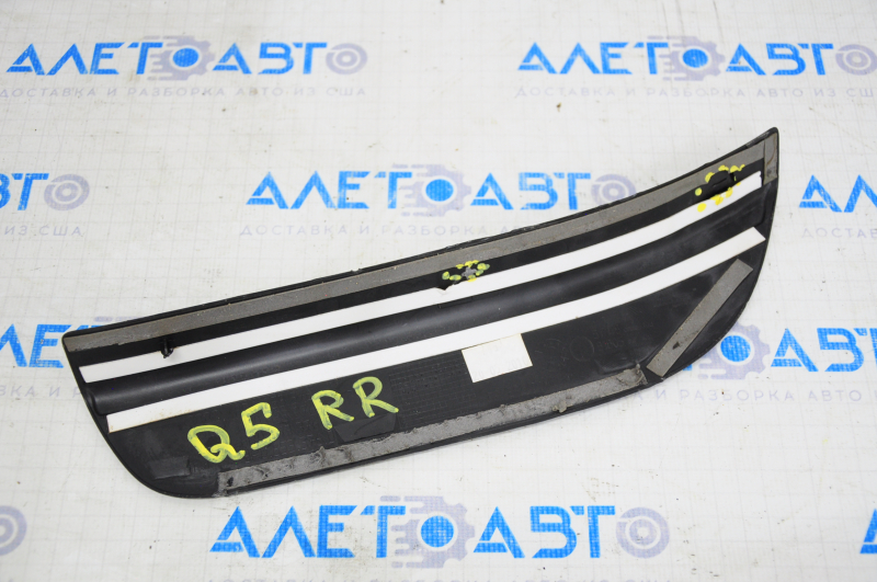 Door sill outer rear right Audi Q5 8R 09-17 black with chrome, broken guides, scratches