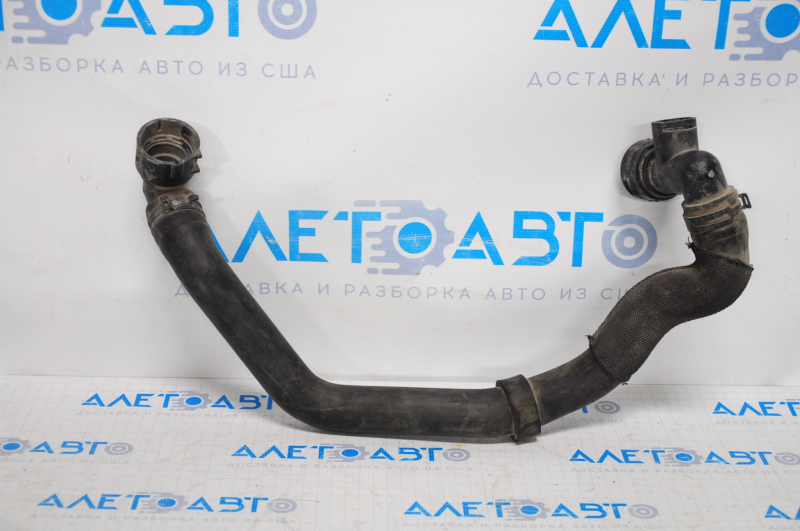 Lower cooling hose for VW Beetle 12-19 1.8T with 2 quick releases