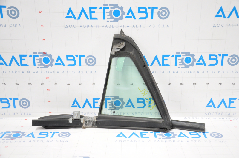 Triangle door glass with glass seal, rear left, Cadillac ATS 13-15