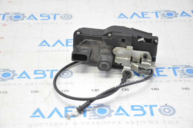 Tesla Model S 12-20 front left door lock with cable