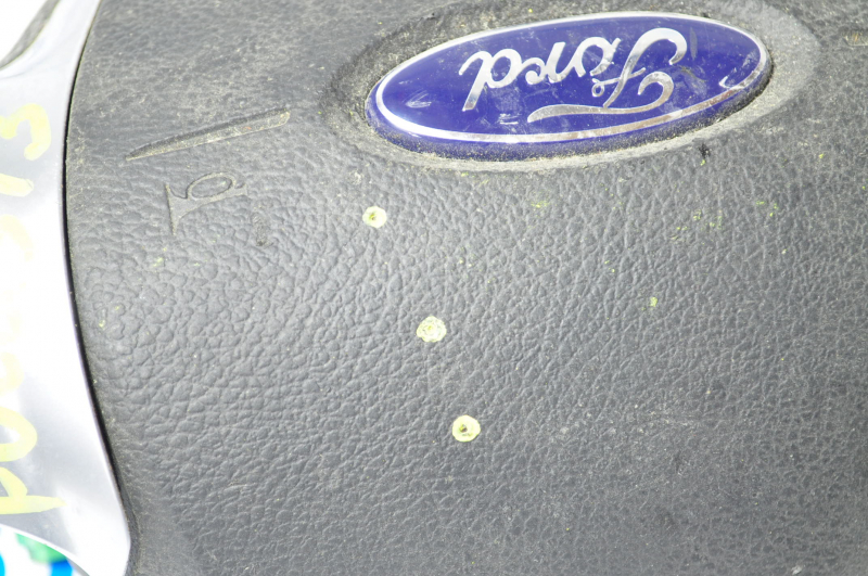 Airbag in the steering wheel driver Ford Focus mk3 11-18 prerest, small punctures, no buttons