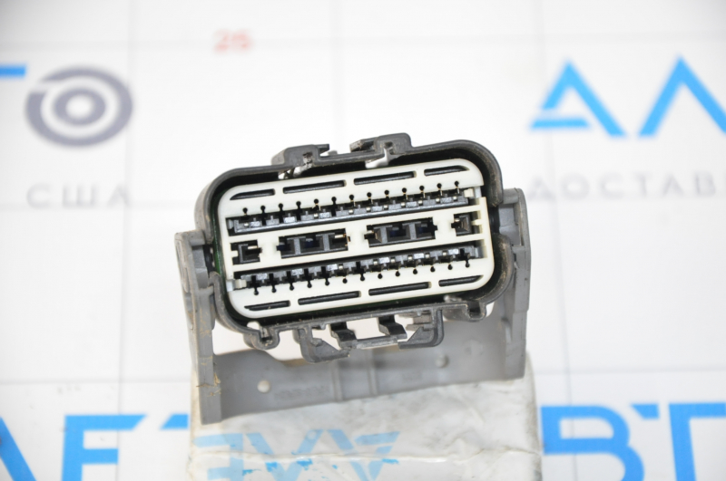 Feature of the main braid Ford Fusion mk5 13-20 mother