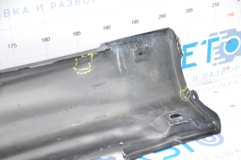 Left side sill for Suzuki Kizashi 10-15, black, broken fasteners, tears, dents, scratches