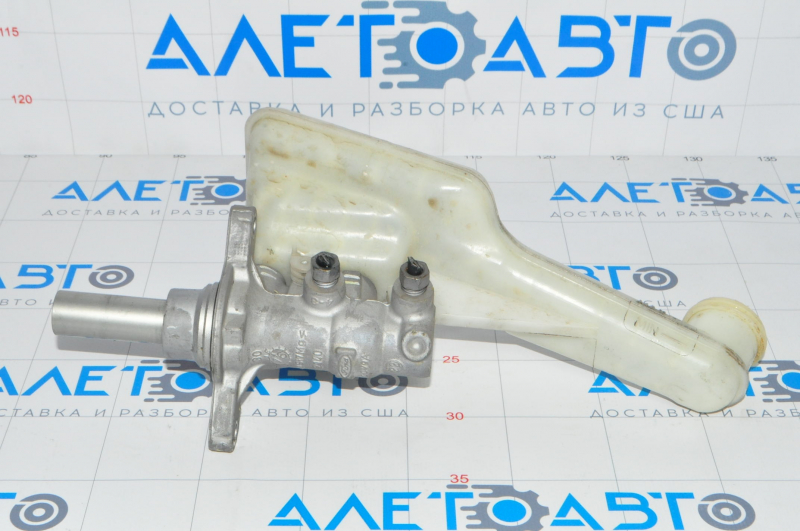 Master brake cylinder with reservoir Ford Fusion mk5 13-16 no cover
