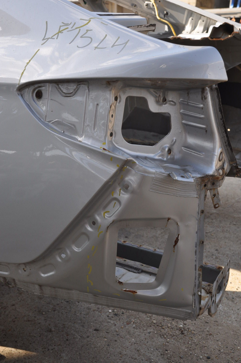 Quarter wing rear left Hyundai Sonata 15-19 silver on the body, bumps, dented