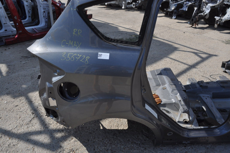 Quarter wing rear right Ford C-max MK2 13-18 graphite on the body, dented