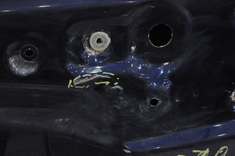 Naked trunk door with glass Mitsubishi Outlander 16-16 blue D14, dents, cracks