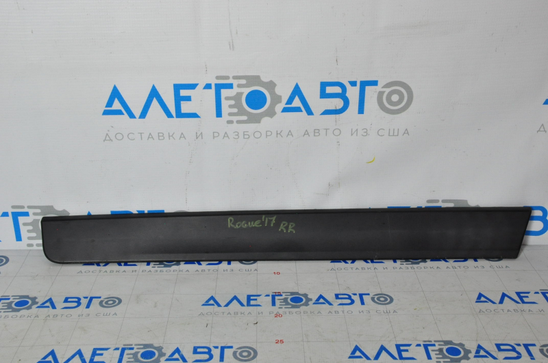 Door trim lower rear right Nissan Rogue 14-20 black, scuffed