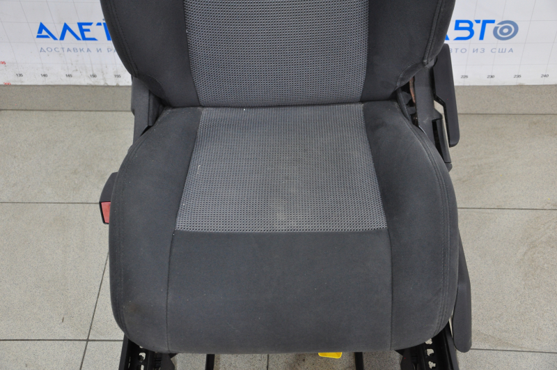Driver's seat Jeep Compass 11-14 without airbag, mechanical, cloth gray, klom crepe pads