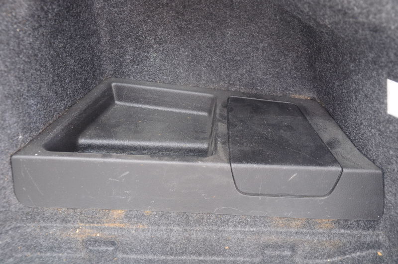 Arch trim right VW Passat b7 12-15 USA TDI scratches
