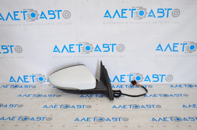 Side mirror right complete VW Passat b8 16-19 USA 10 pins, turn signal, white LC9A