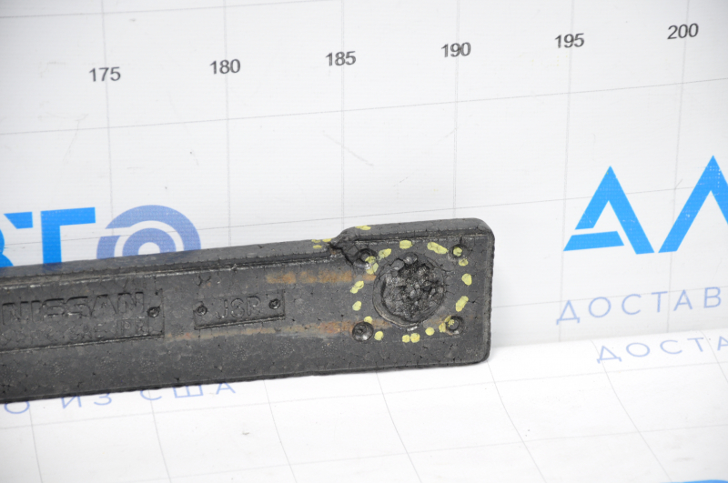 Nissan Rogue 14-15 rear bumper absorber type 1, broken guide, tear