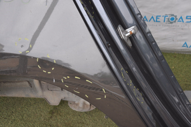 Quarter wing rear right Chevrolet Volt 11-15 graphite with central pillar, dented, bumps