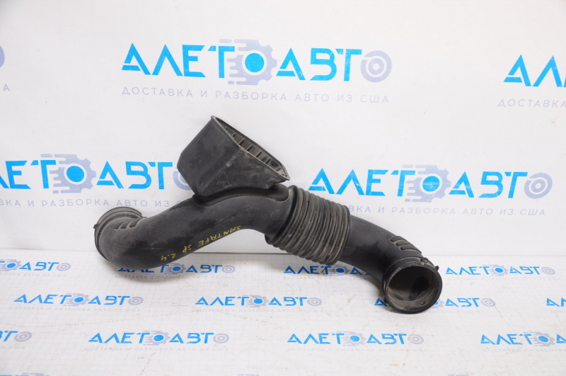 Air duct for manifold Hyundai Santa FE Sport 13-16 2.4 no cover, defect on edge