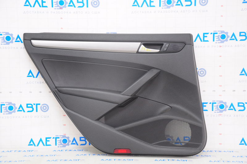 Door trim card rear left VW Passat b7 12-15 USA black, crack in fastening