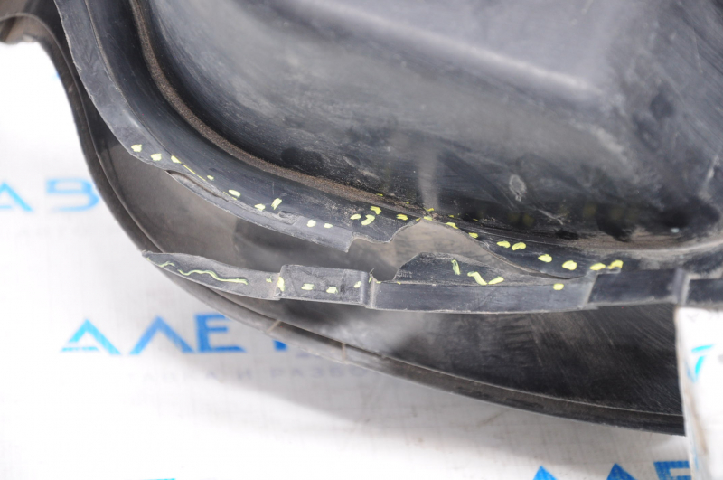 Upper part of air intake Toyota Camry v50 12-14 usa defect along the edge, dented, crack in fastening