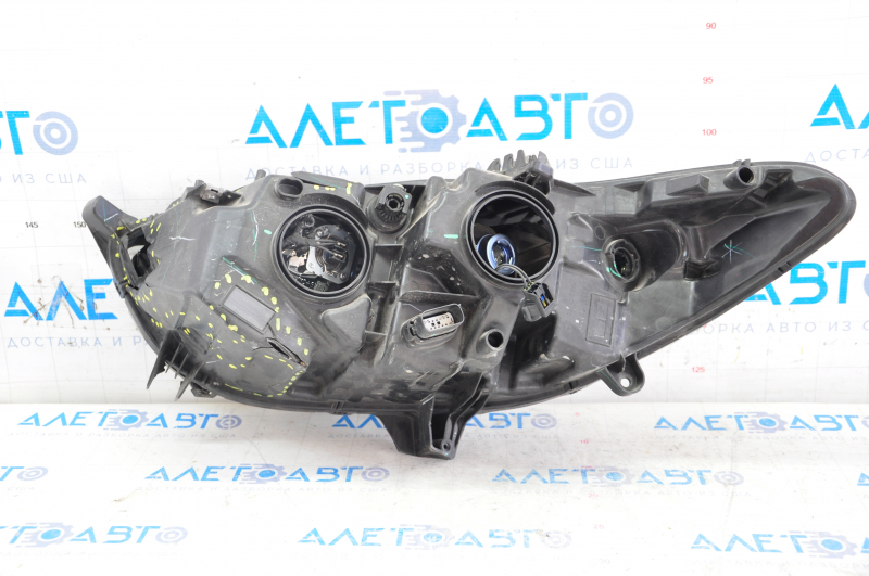 Headlight front right bare Ford Fusion mk5 13-16 broken housing, no plugs