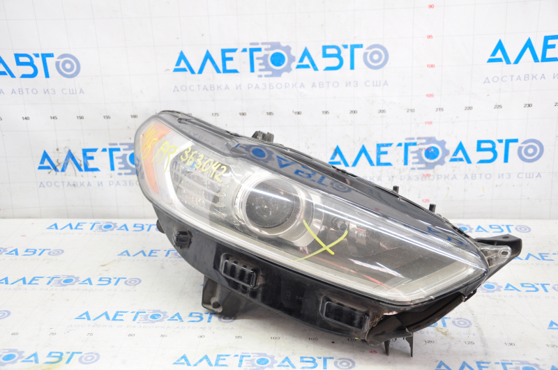 Headlight front right bare Ford Fusion mk5 13-16 broken housing, no plugs