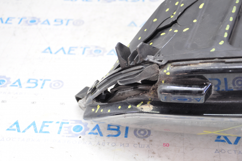 Headlight front right bare Ford Fusion mk5 13-16 broken housing, no plugs