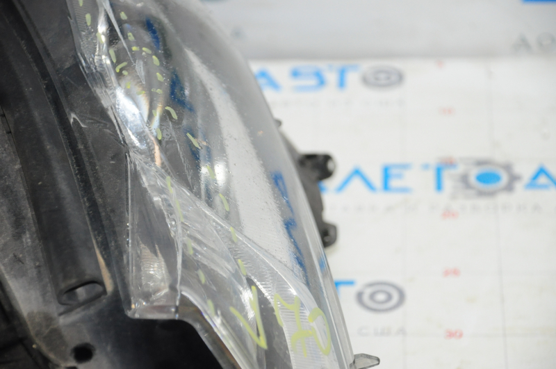 Headlight front left complete Toyota Camry v70 18-18 halogen + LED, water damage, for polishing