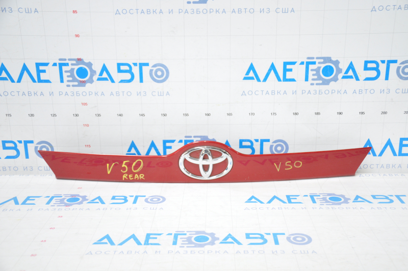 Trunk lid molding Toyota Camry v50 12-14 usa with emblem for keyless