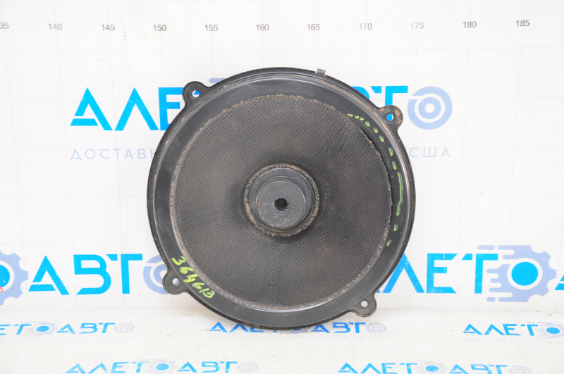 Infiniti Q50 14-20 BOSE subwoofer, mesh is torn