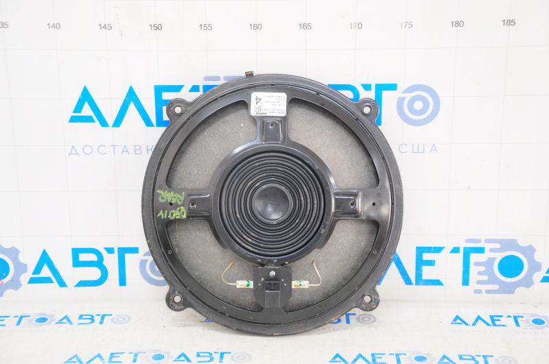Infiniti Q50 14-20 BOSE subwoofer, mesh is torn