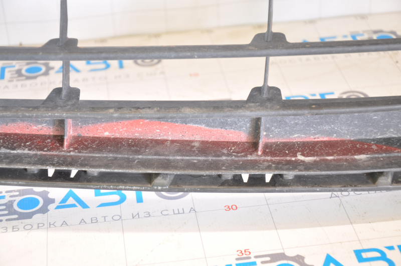 Lower grille of the front bumper Mazda 6 13-17 USA grille tears, abrasions