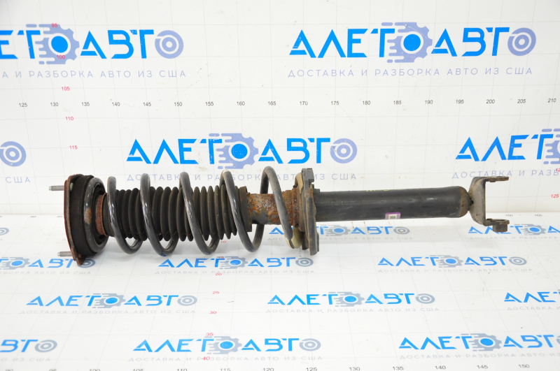 Shock absorber strut assembly rear left Infiniti Q50 14-18 AWD 3.7, 3.5 rusty