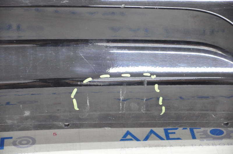 Rear bumper trim lower Ford Escape MK3 17-19 rest, 2 pipes, pressed, scratches