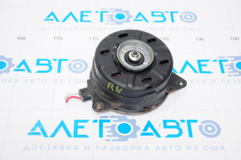 Cooling fan motor right Lexus ES300h 13-18 chip cut off