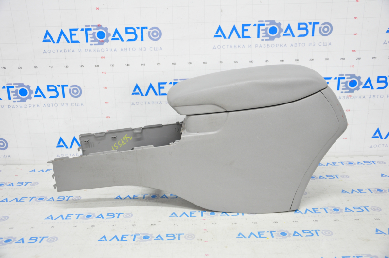 Console central armrest Toyota Camry v40 gray, leather scratches, break crepe