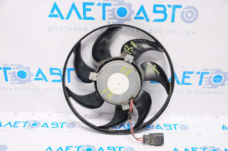 Cooling fan right VW Passat b8 16-19 USA small, crack