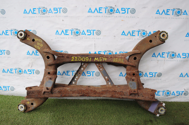 Rear subframe Mazda 6 13-17 rusty, 1 ear dented, 3 ribs torn, 1 rib cracked