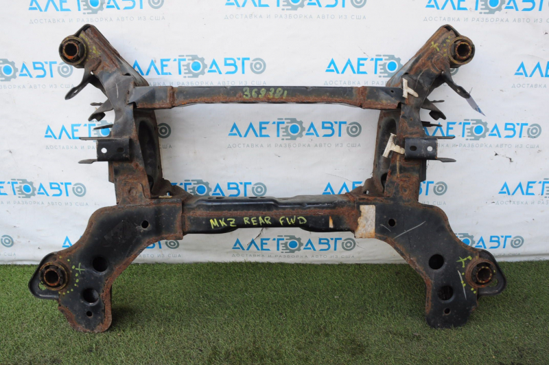 Lincoln MKZ 13-20 FWD rear subframe rusty, 4 S/B torn