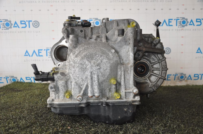 Automatic transmission assembly VW Jetta 11-18 USA 2.0 QNZ 135k emulsion, bolts torn off, for spare parts