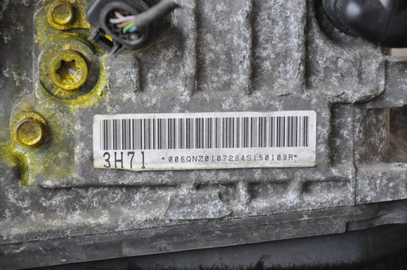 Automatic transmission assembly VW Jetta 11-18 USA 2.0 QNZ 135k emulsion, bolts torn off, for spare parts