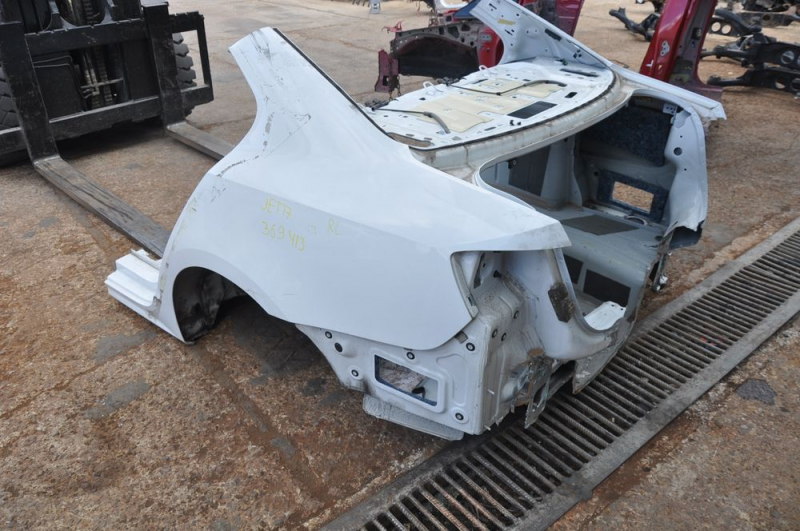Quarter wing rear left VW Jetta 11-18 USA white, on body, poke